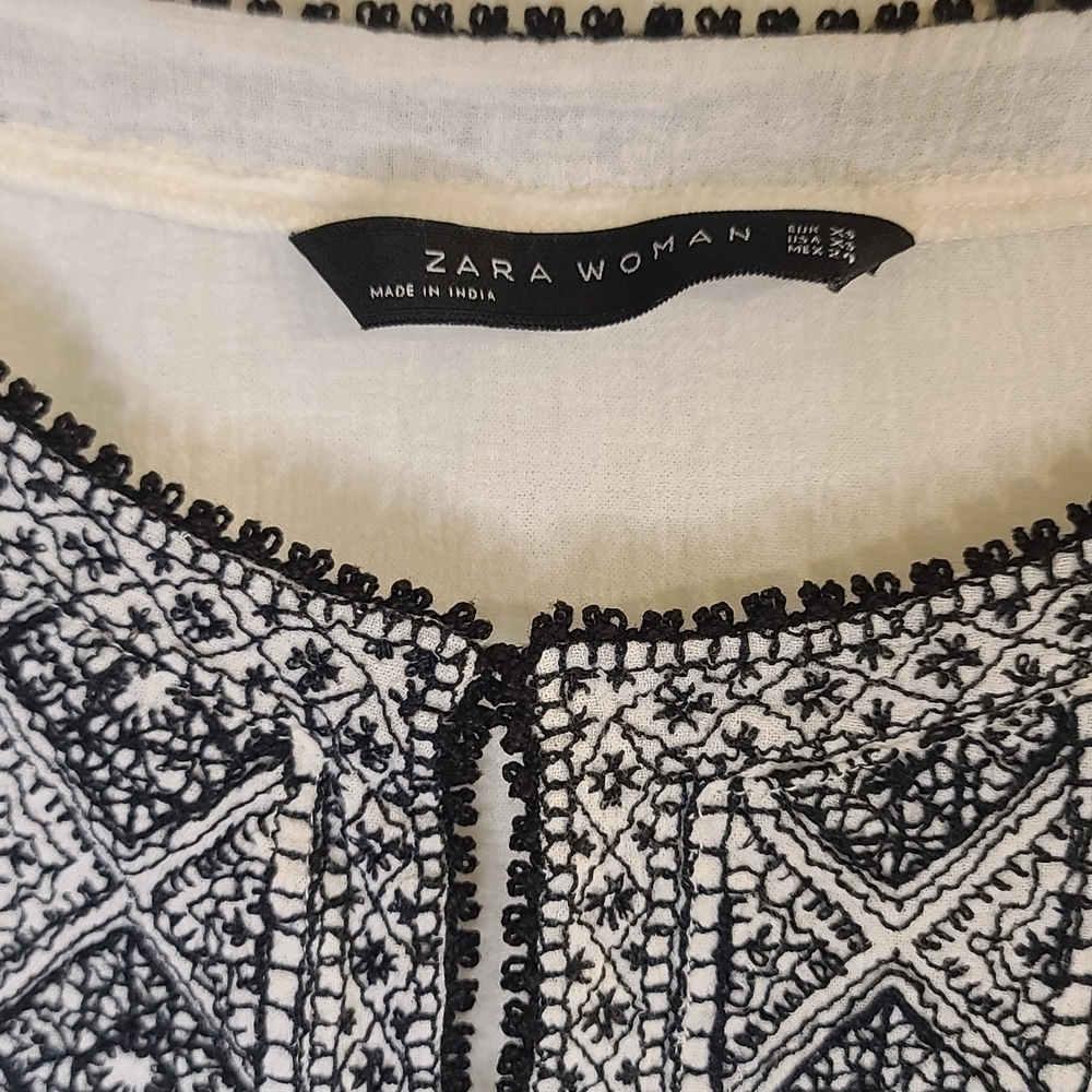 ZARA WOMAN Ivory Blouse with Ebony Detailing - Picture 5 of 9